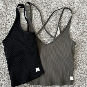 🖤🐍Vuori Built-in Bra Crop Tanks🐍🖤